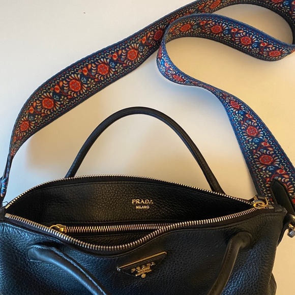 Prada handbag - Picture 5 of 13